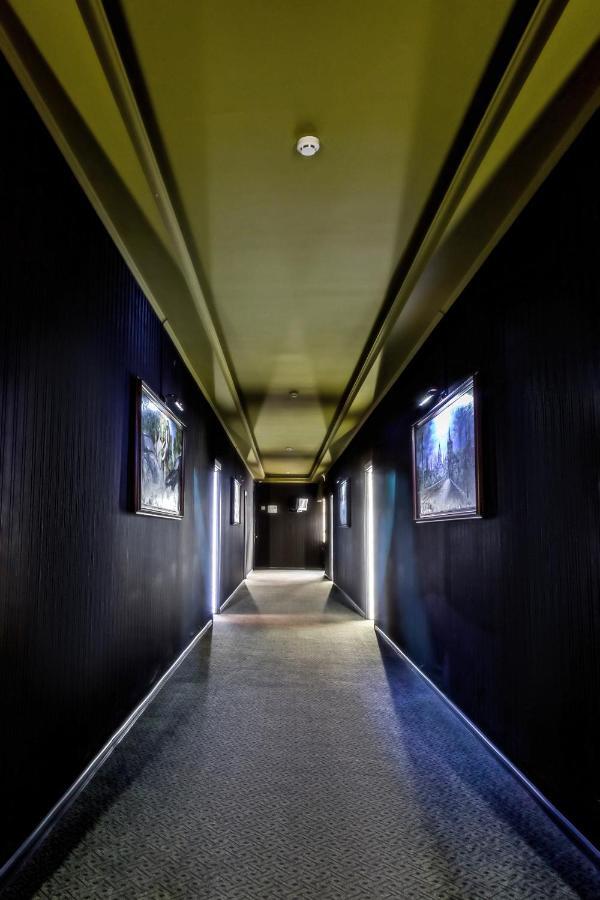 Hotel Sem Zaporizhia Dış mekan fotoğraf